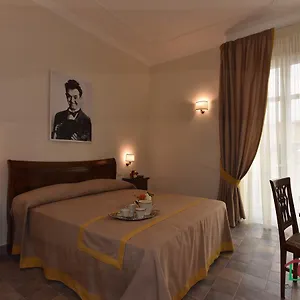 Dimora Conte Di Ruvo Naples